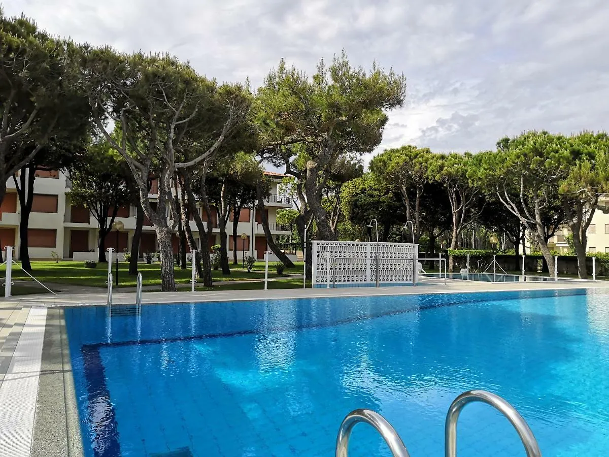 Condominio Park Lido di Jesolo 0*,  Italy